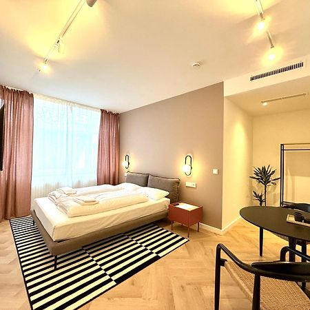 Stayzz By Homyzz - Modern Studios Alsterdorf -Winterhude- Stadtpark Hamburg Exterior photo