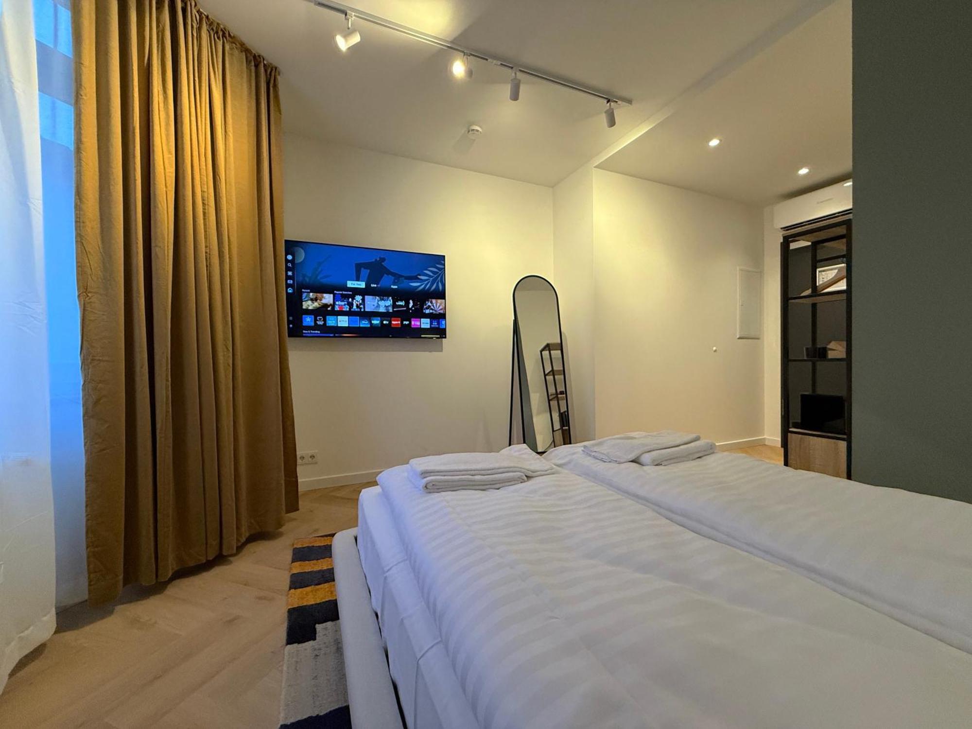 Stayzz By Homyzz - Modern Studios Alsterdorf -Winterhude- Stadtpark Hamburg Exterior photo