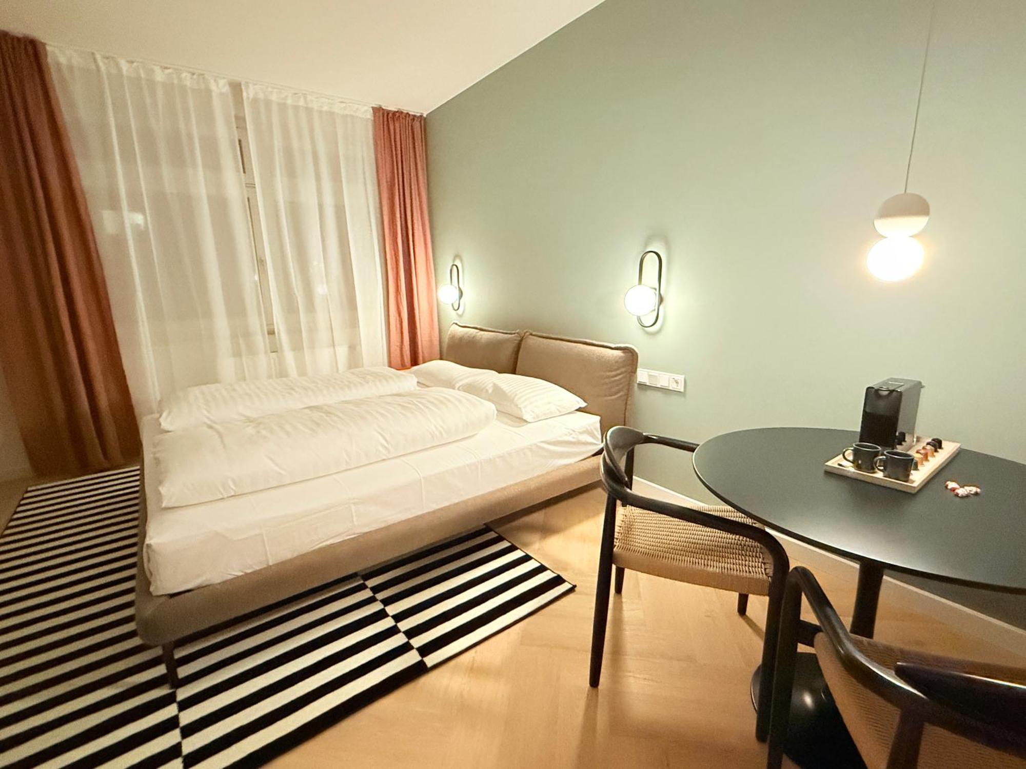 Stayzz By Homyzz - Modern Studios Alsterdorf -Winterhude- Stadtpark Hamburg Exterior photo