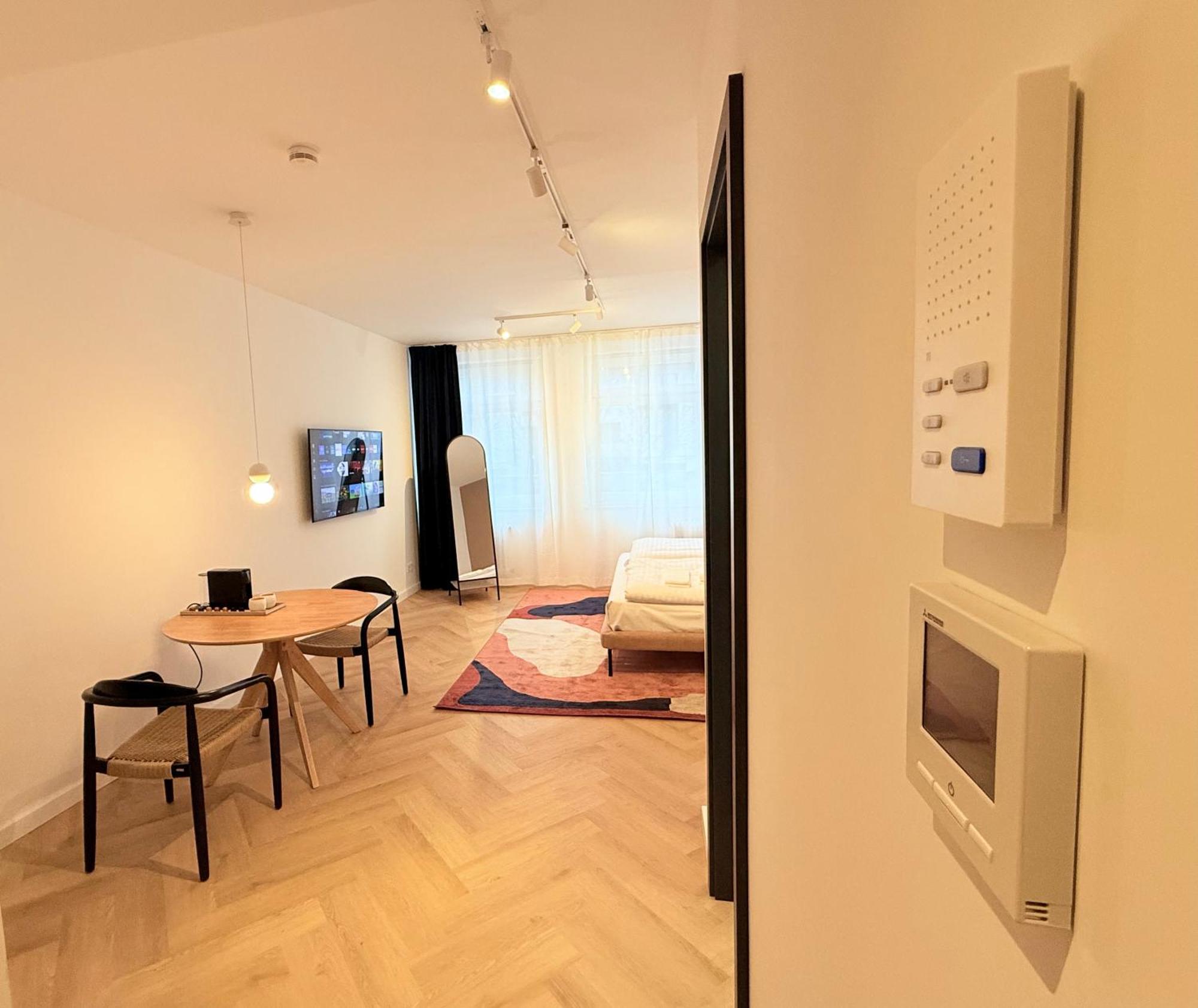 Stayzz By Homyzz - Modern Studios Alsterdorf -Winterhude- Stadtpark Hamburg Exterior photo